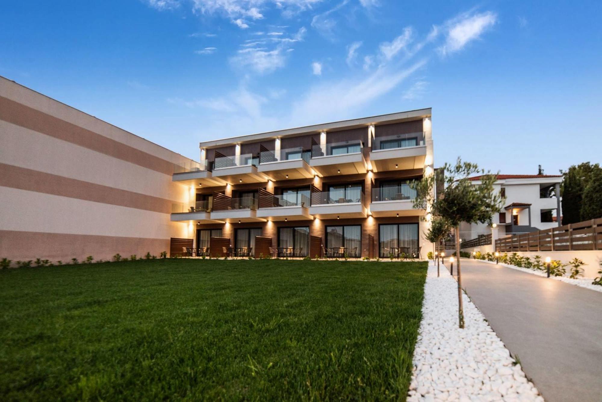 Sithonian Sunset Luxury - Nikiti Cozy Getaways Aparthotel Exteriör bild