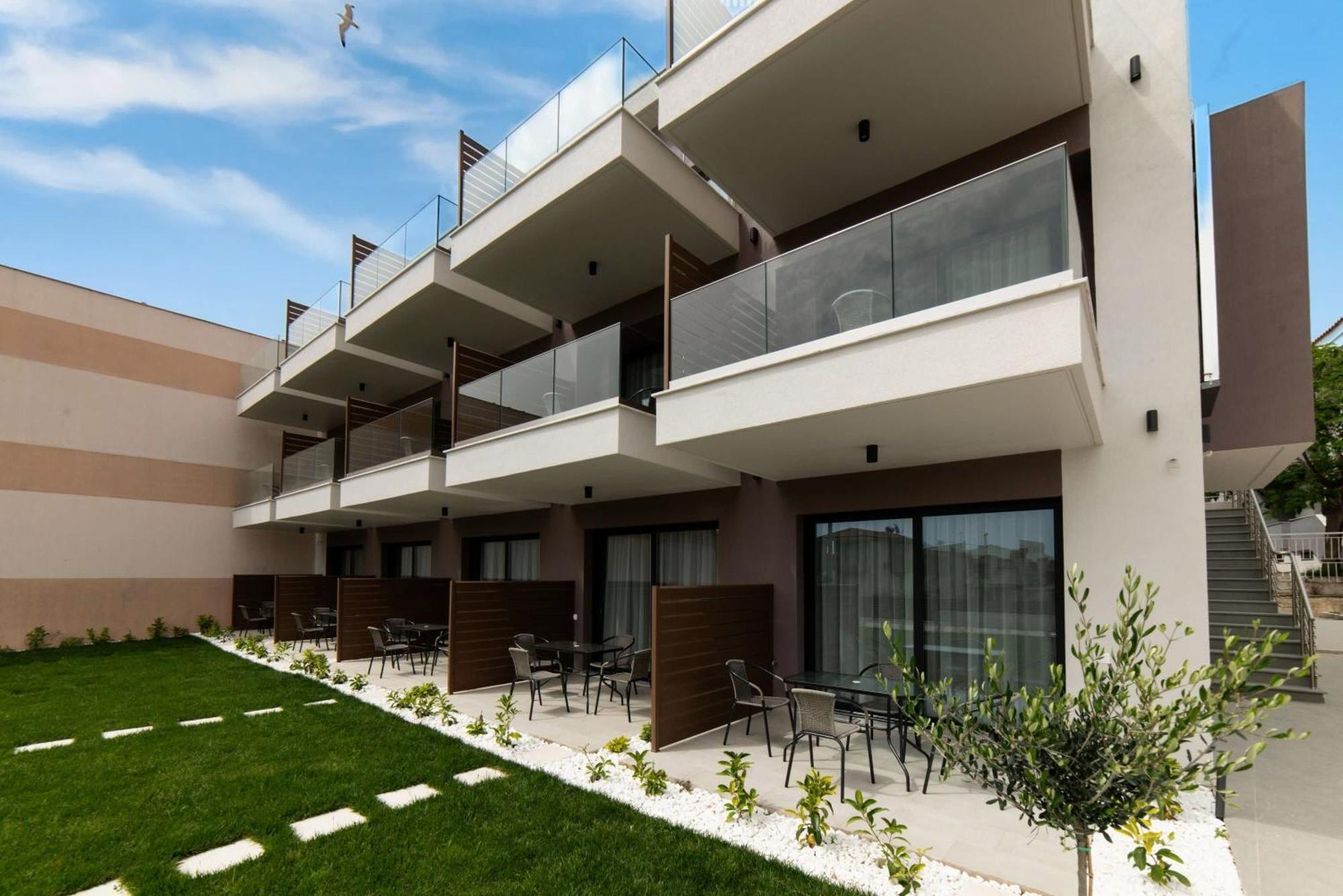 Sithonian Sunset Luxury - Nikiti Cozy Getaways Aparthotel Exteriör bild